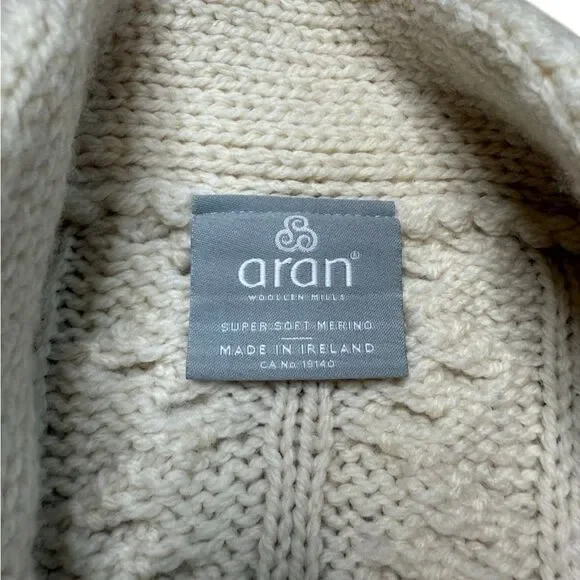 Aran Woollen Mills Super Soft Merino 3 Button Sweater Ivory Medium - Picture 7 of 9